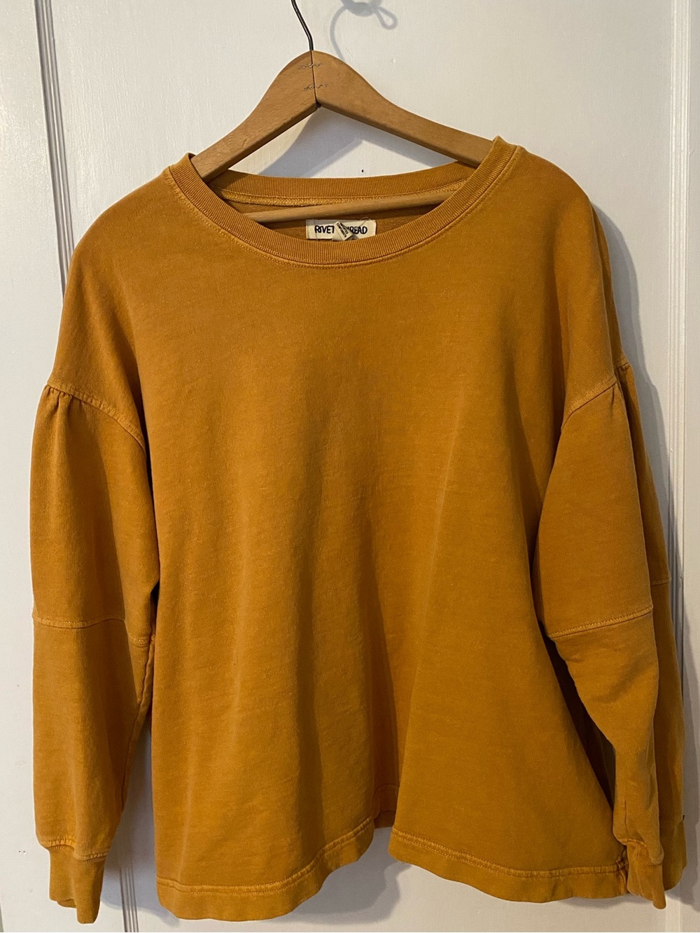 Madewell Rivet & Thread Seamed-Sleeve Sweatshirt Mustard